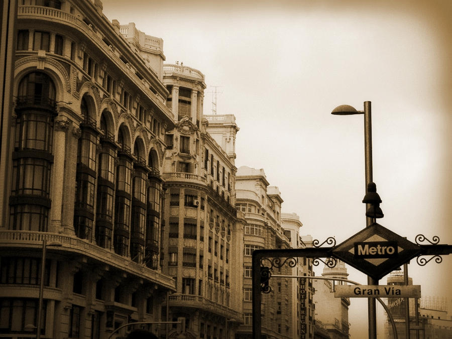 gran_via_by_fuegofatuo-d4pw19r.jpg