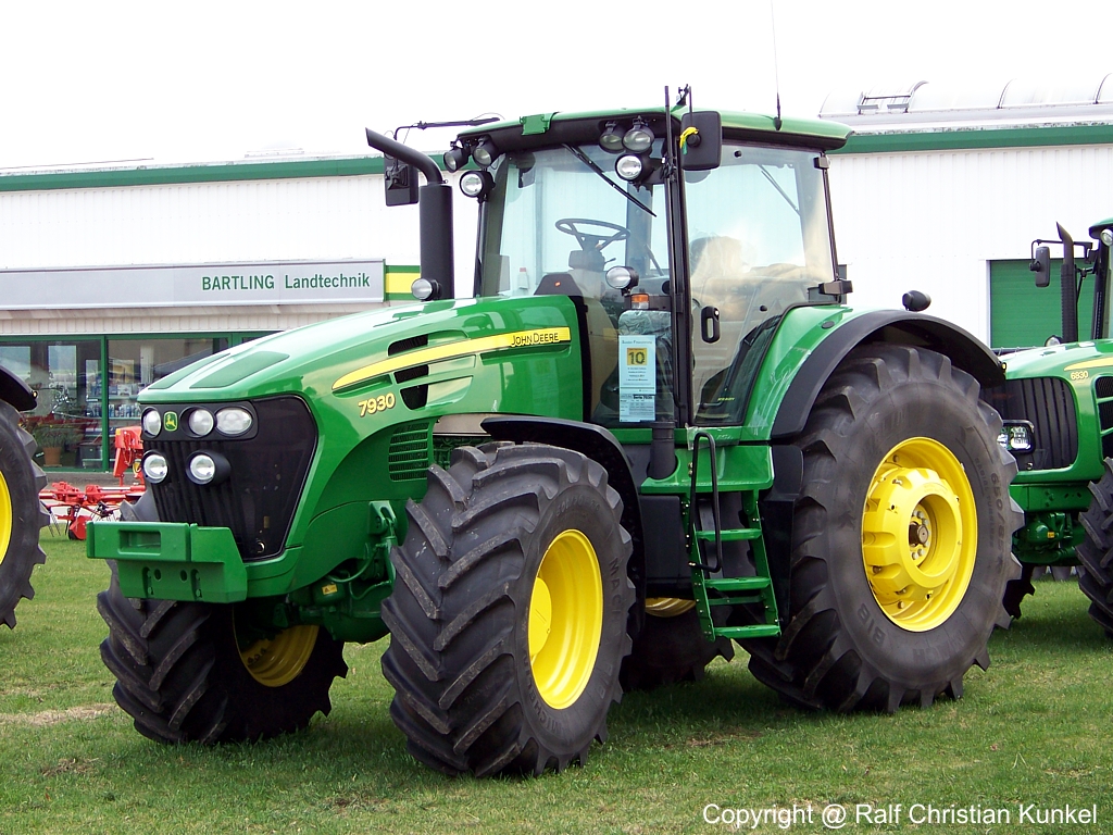 john-deere-7930-traktor-91605.jpg